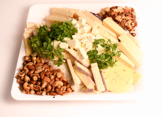 Assorted Cheese Platter/Crackers